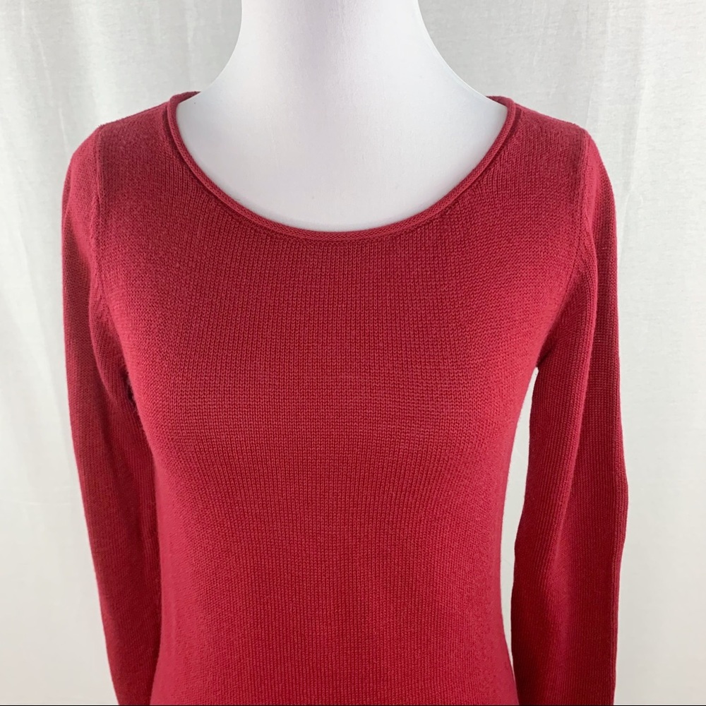 Old Navy red pullover crewneck sweater - Picture 2 of 12